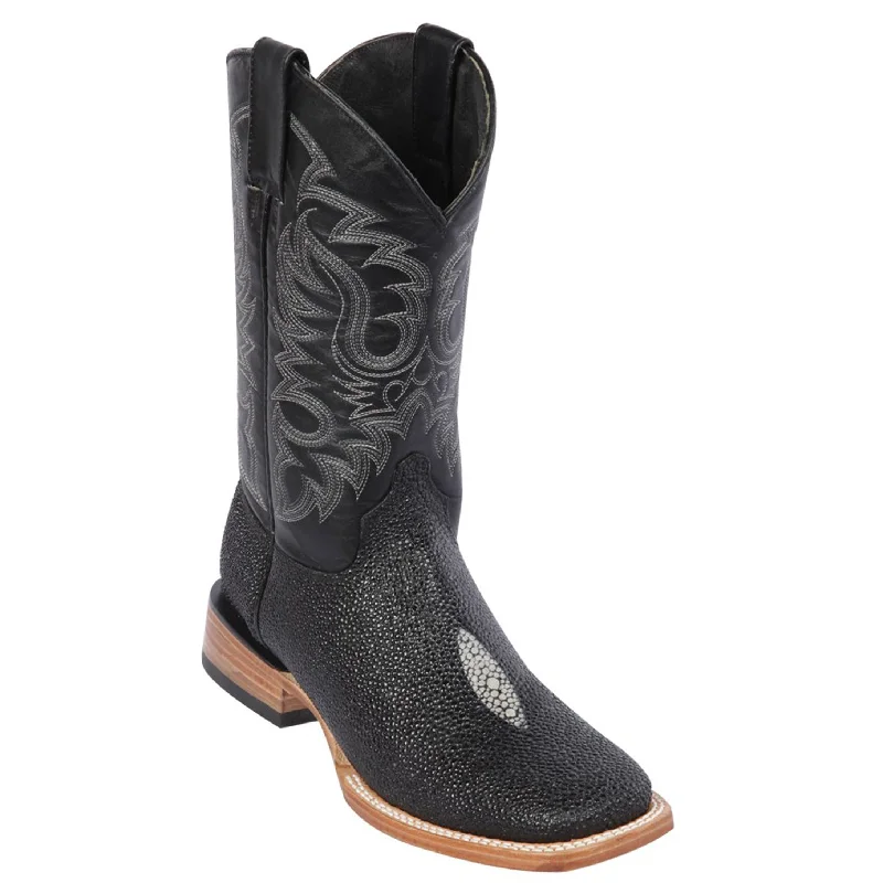 Alligator - embossed men's western boots for a bold statementStingray Print Western Boots