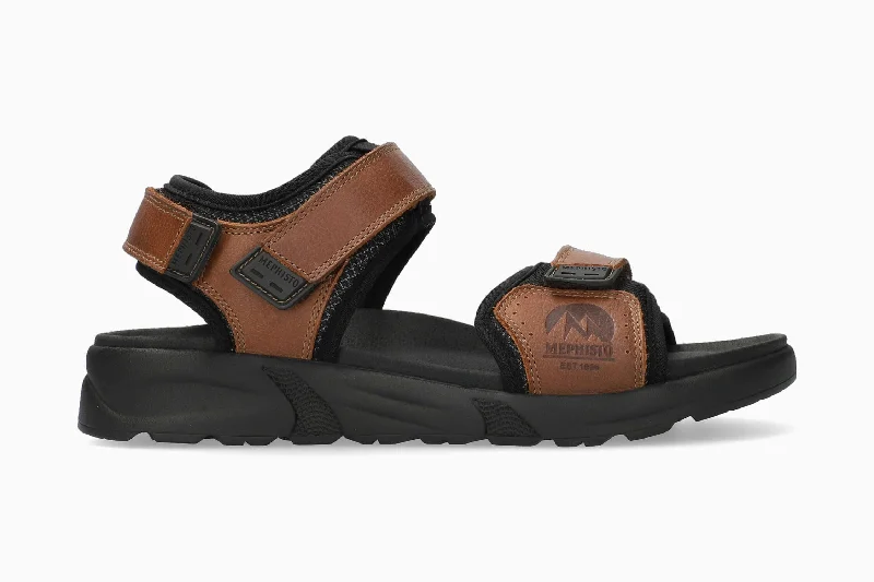 Men's sandals with a contrast stitching detailTito - Hazelnut