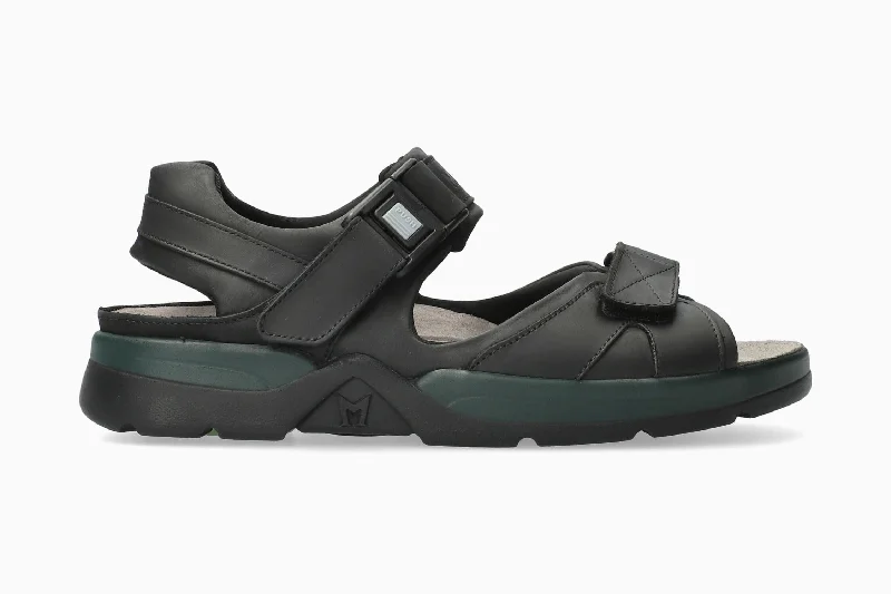 Men's sandals with a durable outer soleShark Fit - Black