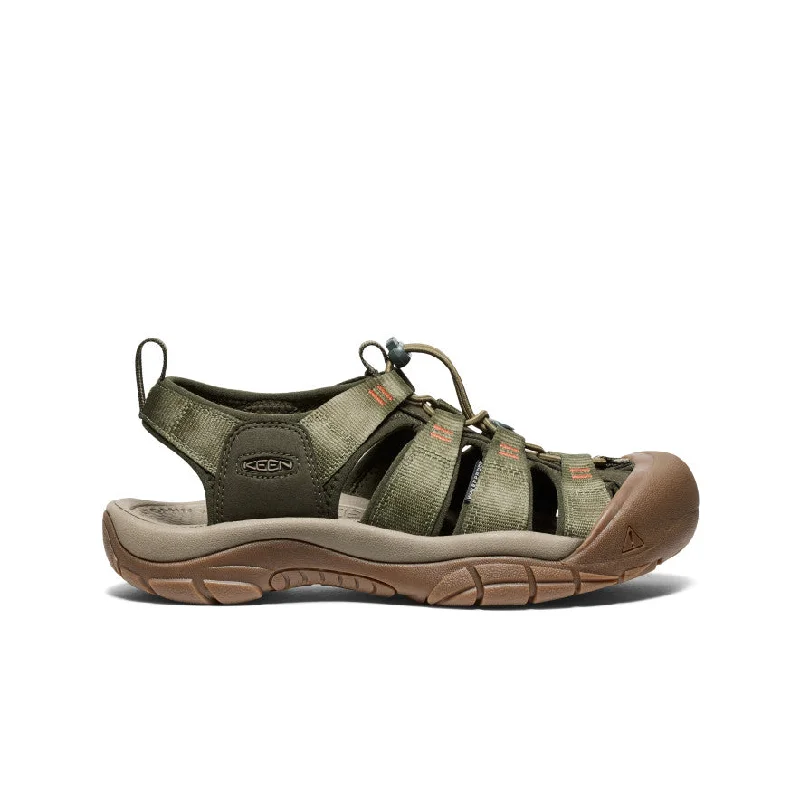 Men's sandals with a shock - absorbing insoleMen's Newport H2 Sandal | Winter Moss/Chevron Men's sandals with a shock - absorbing insoleMen's Newport H2 Sandal | Winter Moss/Chevron