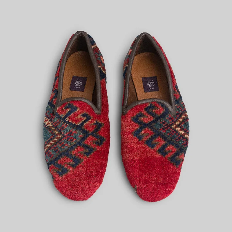 Men's loafers with a cushioned footbed Men's loafers with a perforated leather upper for ventilationMen's Kilim Loafer Size 11