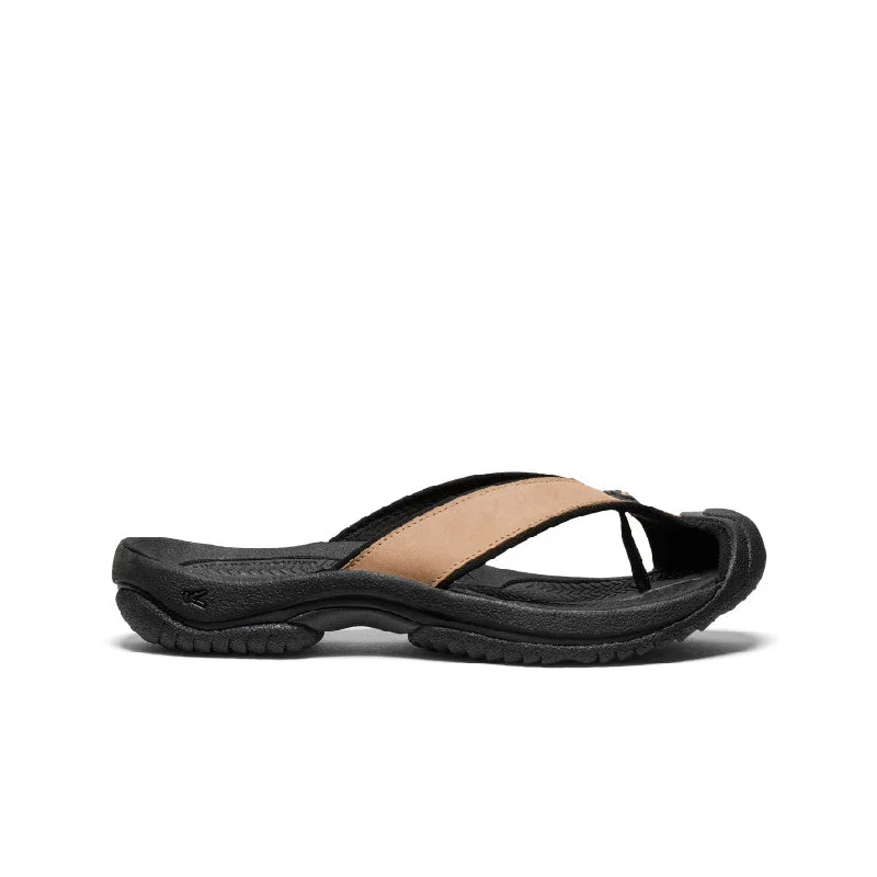 Men's leather sandals with an adjustable strapMen's Waimea Leather Flip-Flop | Cornstalk/Black Men's leather sandals with an adjustable strapMen's Waimea Leather Flip-Flop | Cornstalk/Black
