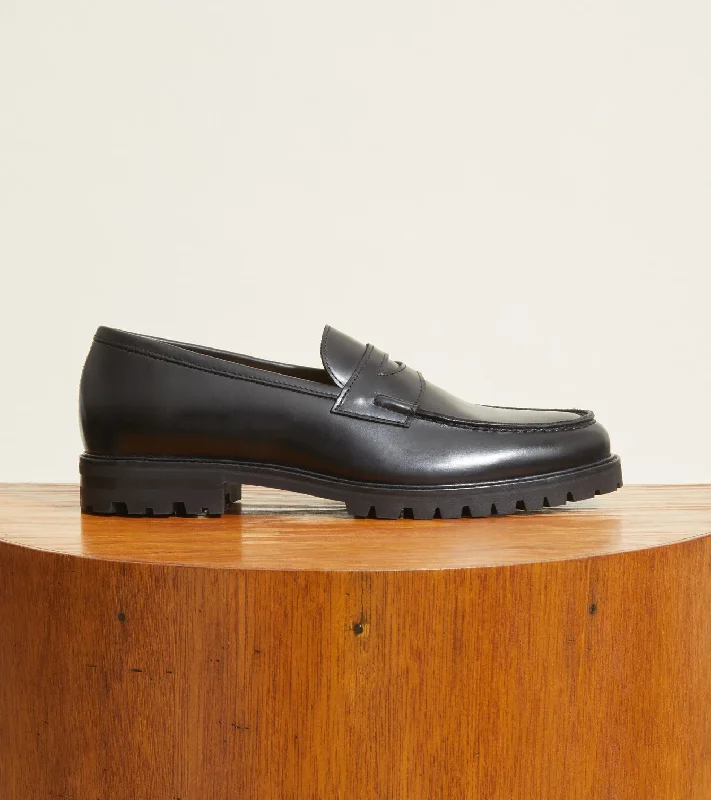 Men's loafers with a leather lining for comfort Men's loafers with a decorative buckleCarmine Lug Sole