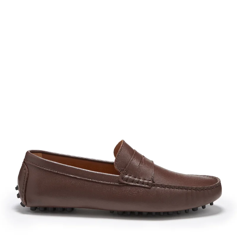Men's loafers with a perforated leather upper for ventilation Men's loafers with a leather lining for comfortPenny Driving Loafers, brown leather