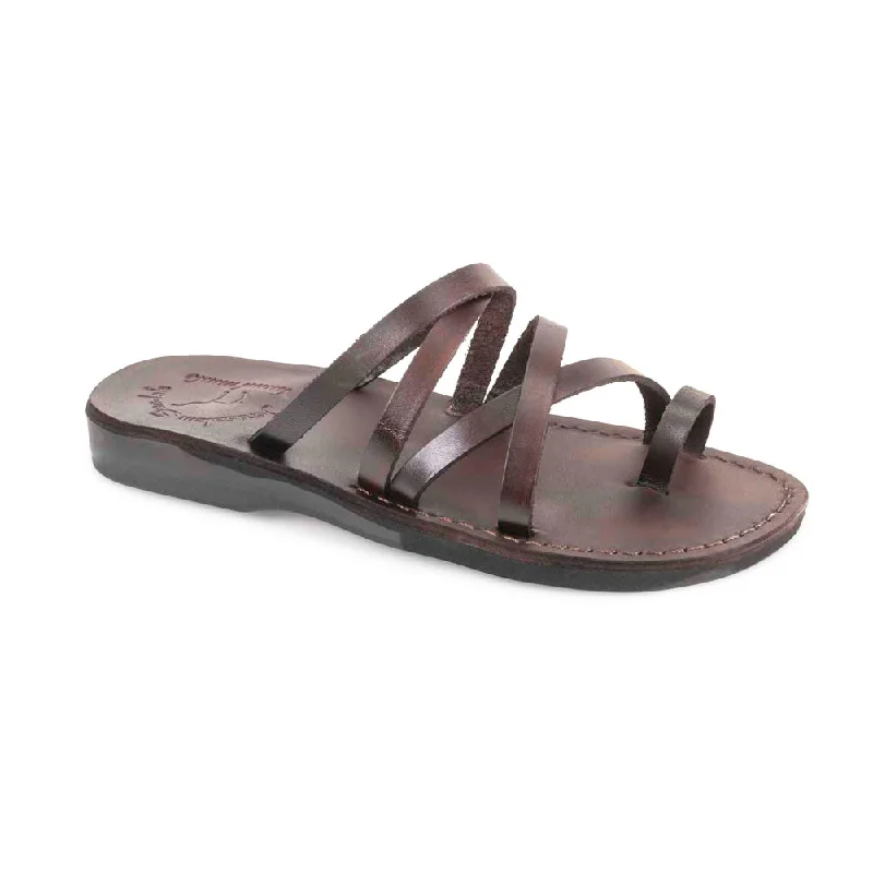 Men's leather sandals with an adjustable strapAriel - Leather Cross Strap Sandal | Brown
