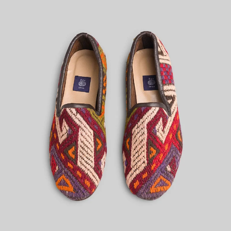 Men's loafers with a perforated leather upper for ventilation Men's loafers with a removable insole for cleaningMen's Kilim Loafer Size 12