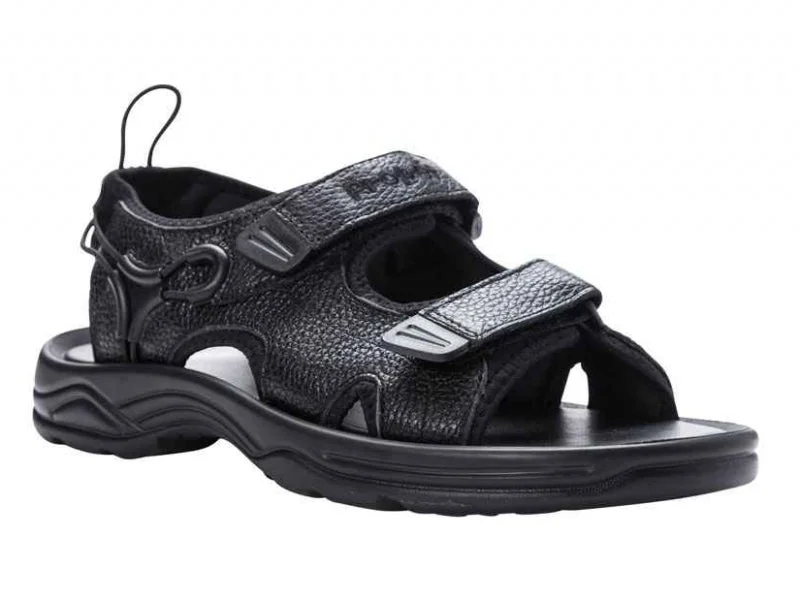 Men's sandals with a contrast stitching detailMen's sandals with a contrast stitching detailPropet SurfWalker II - Men's Sandal