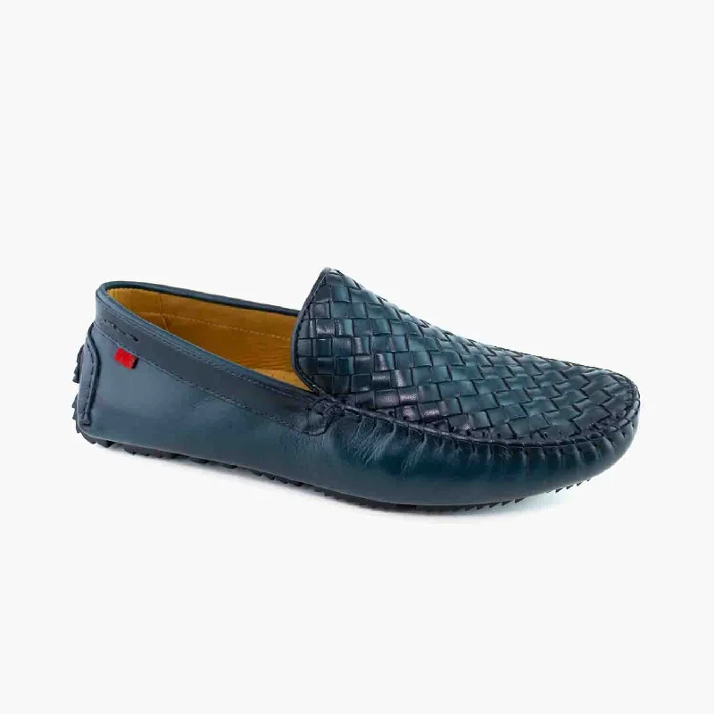 Men's loafers with a tassel front for a classic look Men's loafers with a stretchy side panel for a better fitSpring St, Men
