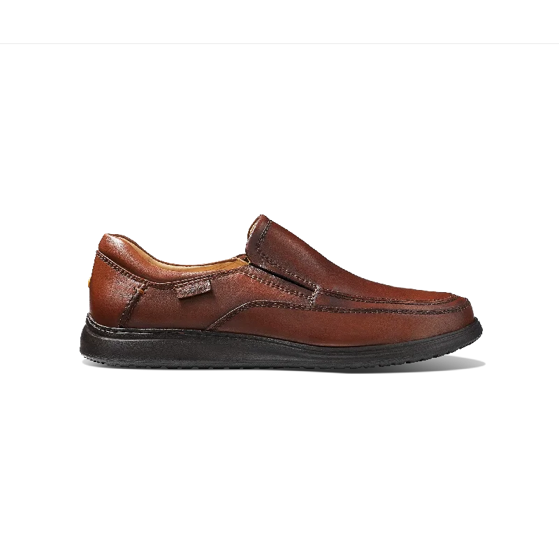 Men's loafers with a tassel front for a classic lookMen's Featherlight Olema Loafer