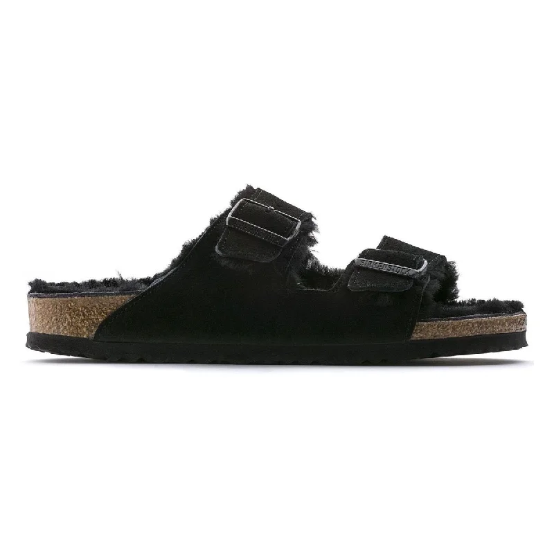 Men's sandals with a contrast stitching detailBirkenstock Men's Arizona Shearling Black Suede