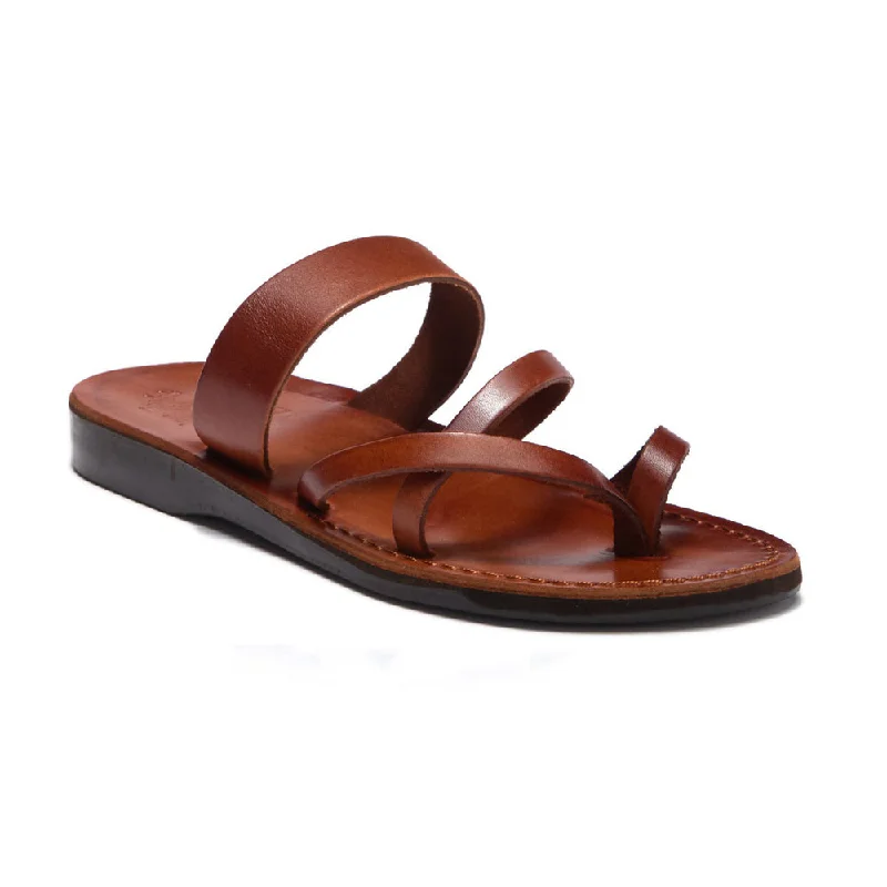 Men's sandals with a pointed toe for a stylish lookMen's sandals with a pointed toe for a stylish lookExodus - Leather Strappy Sandal | Honey