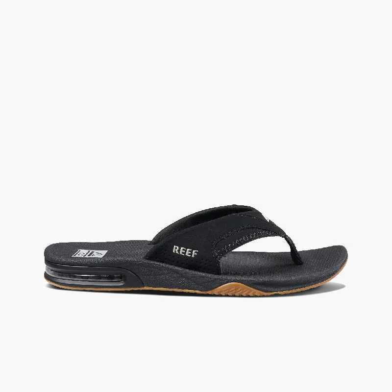 Men's sandals with a wide strap for supportFanning