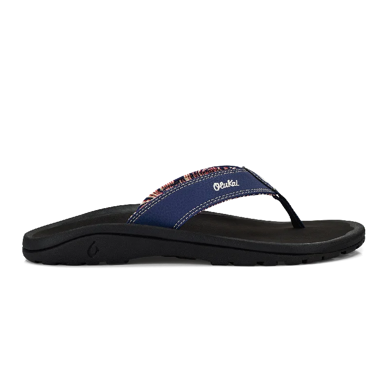 Men's sandals in a neutral color like black or brown‘Ohana - Navy / Onyx