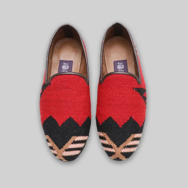 Men's loafers with a perforated leather upper for ventilation Men's loafers with a removable insole for cleaningMen's Kilim Loafer Size 7