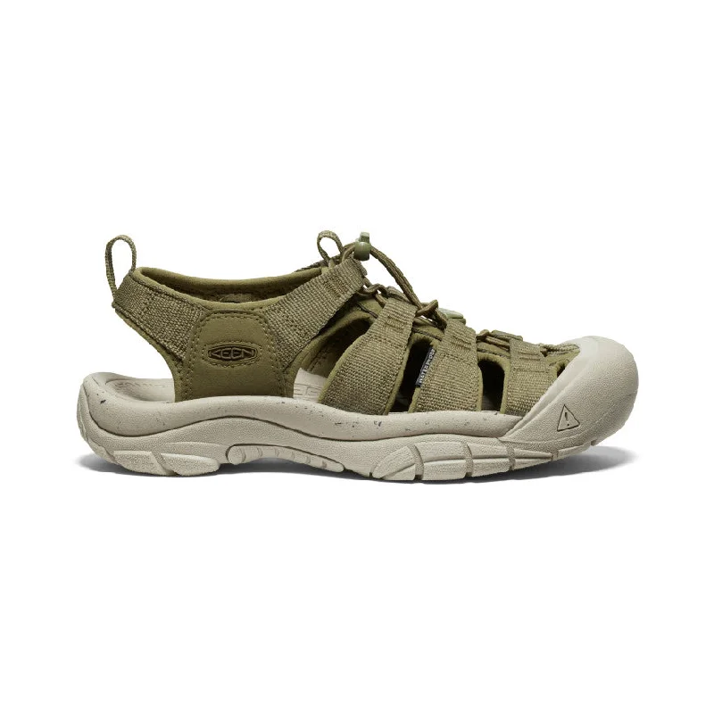 Men's sandals with a perforated leather upper for ventilationMen's Newport H2 Sandal  |  Martini Olive/Dark Olive