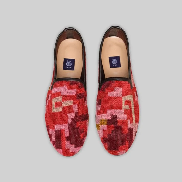 Men's loafers with a tassel front for a classic look Men's loafers with a stretchy side panel for a better fitMen's Kilim Loafer Size 15