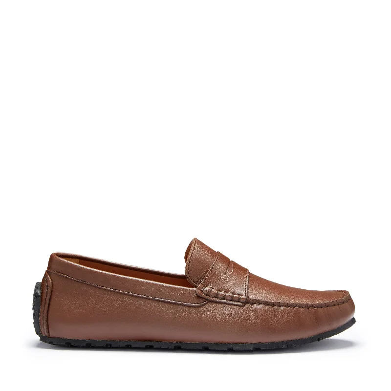 Men's loafers with a leather lacing systemTyre Sole Penny Driving Loafers, brown leather