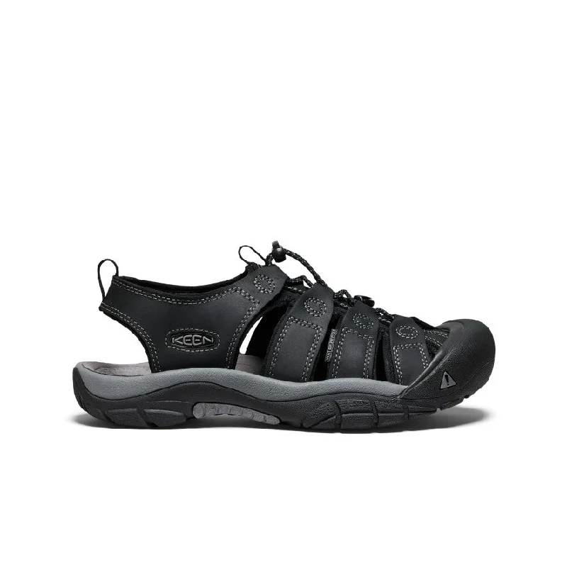 Men's sandals with a cushioned footbedMen's Newport Leather Sandal | Black/Steel Grey Men's sandals with a cushioned footbedMen's Newport Leather Sandal | Black/Steel Grey