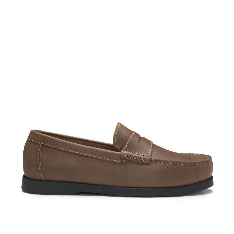 Men's loafers with a leather lining for comfort Slip - on men's loafers for easy wearBoat Loafers, light brown leather
