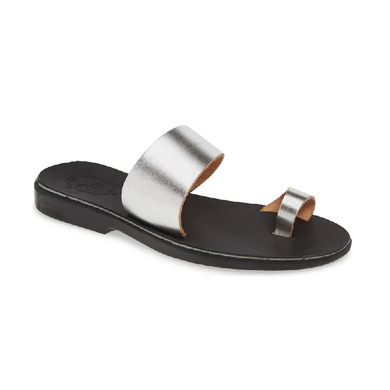 Flip - flop style men's sandals for beach wearAbra - Leather Toe Loop Sandal | Silver Flip - flop style men's sandals for beach wearAbra - Leather Toe Loop Sandal | Silver