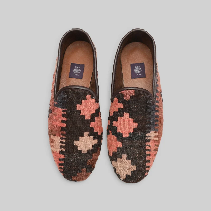 Men's loafers with a perforated leather upper for ventilation Men's loafers with a leather lining for comfortMen's Kilim Loafer Size 9