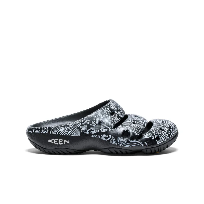 Men's sandals with a cushioned footbedMen's Yogui Arts Clog x Hide and Seek | H&S Black Men's sandals with a cushioned footbedMen's Yogui Arts Clog x Hide and Seek | H&S Black