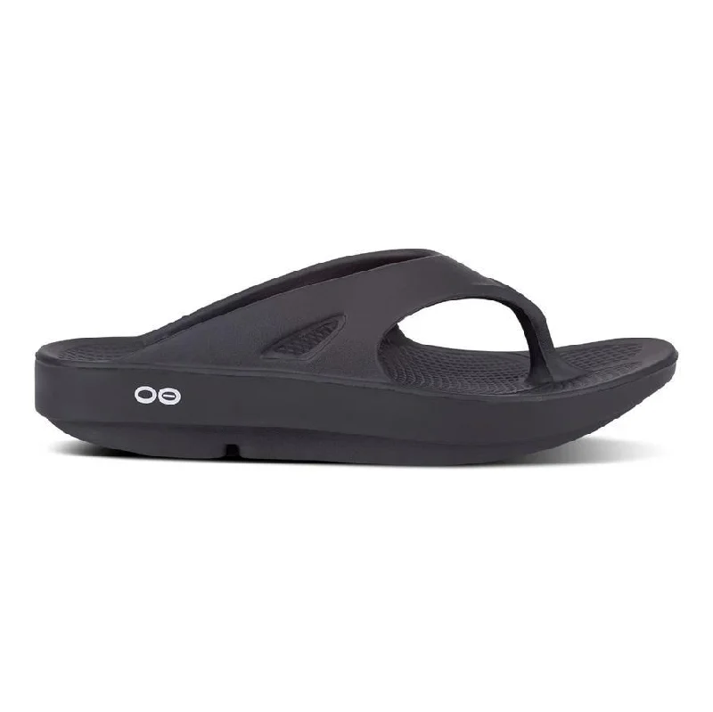 Men's sandals with a rubber sole for tractionOOFOS Men's OOriginal Thong Black