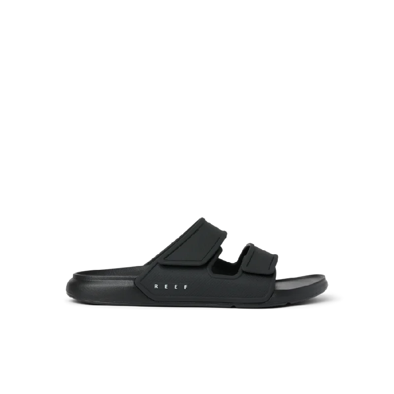 Men's sandals with a toe post designOasis Adapt