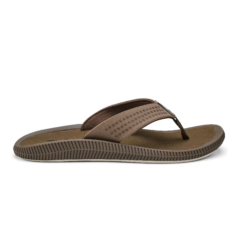 Men's sandals with a flexible sole for easy movementUlele - Mustang