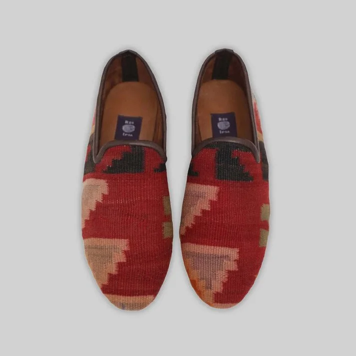 Men's loafers with a perforated leather upper for ventilation Men's loafers with a leather lining for comfortMen's Kilim Loafer Size 8