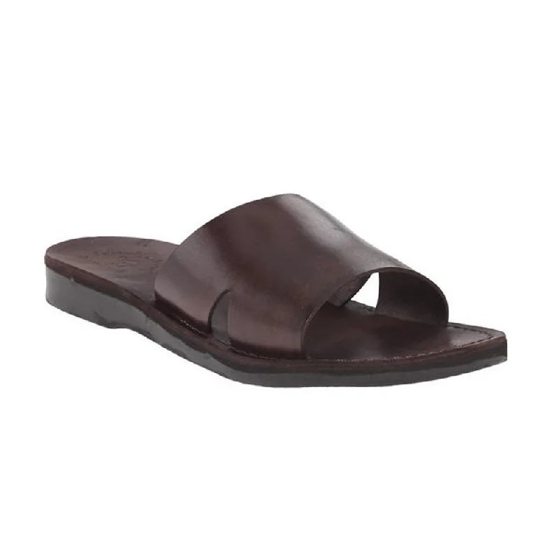 Men's sandals with a shock - absorbing insoleMen's sandals with a shock - absorbing insoleBashan - Leather Wide Strap Slide Sandal | Brown