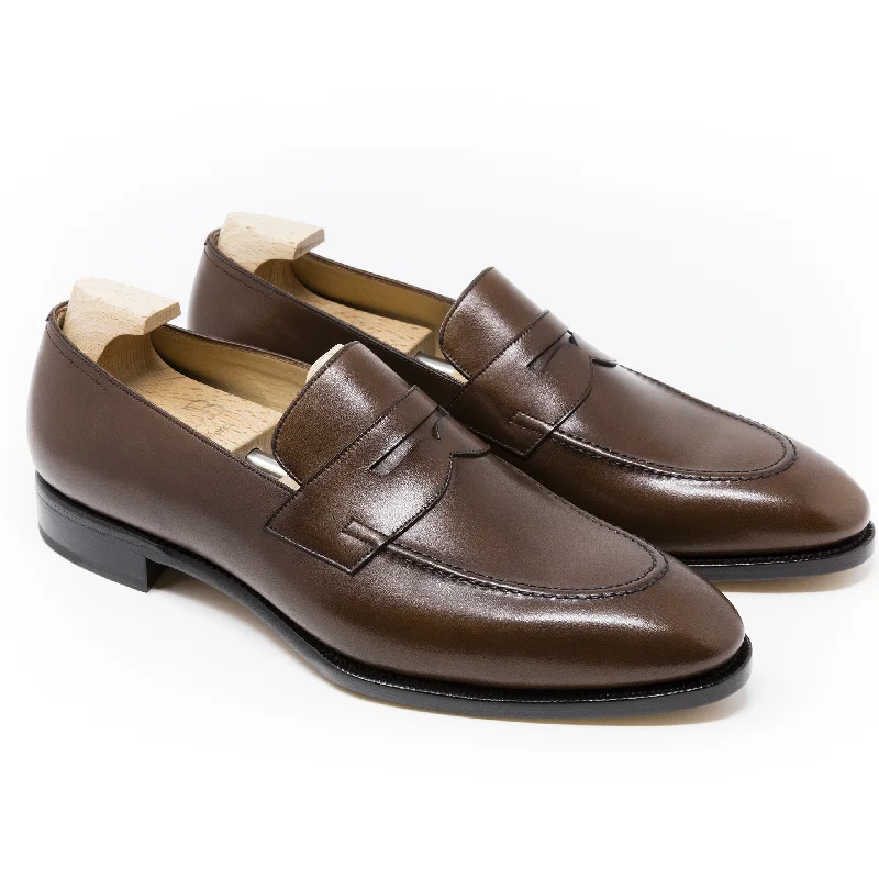 Men's loafers with a tassel front for a classic look117 ARTISTA