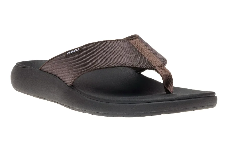 Men's sandals with a removable insole for cleaningAlpha Metatarsal