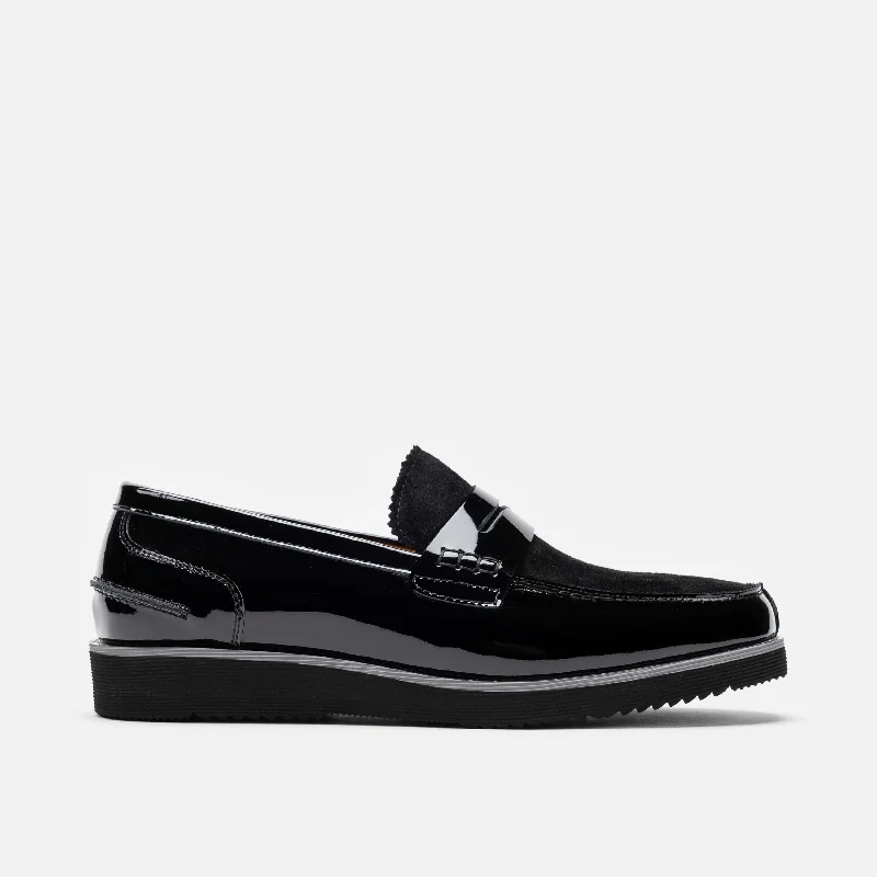 Men's loafers with a removable insole for cleaning Men's loafers with a moc - toe designAbe Black Patent Leather Penny Loafers