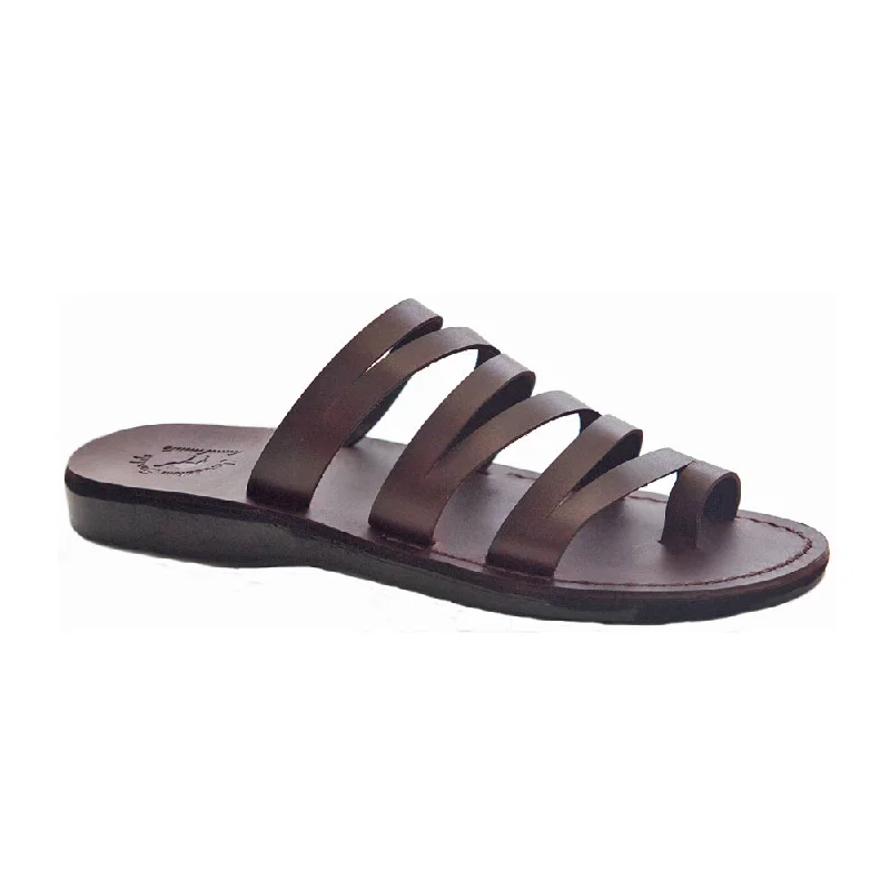 Men's leather sandals with an adjustable strapZoey - Leather Cross Strap Sandal | Brown