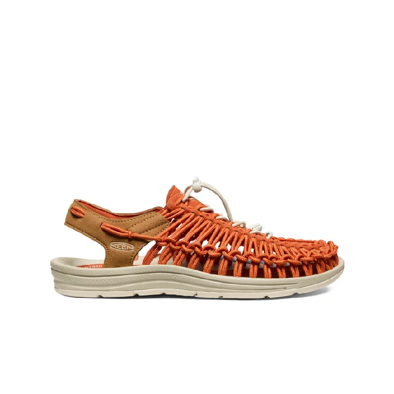 Men's sandals with a leather lining for comfortMen's UNEEK Sneaker | Gold Flame/Chipmunk Men's sandals with a leather lining for comfortMen's UNEEK Sneaker | Gold Flame/Chipmunk