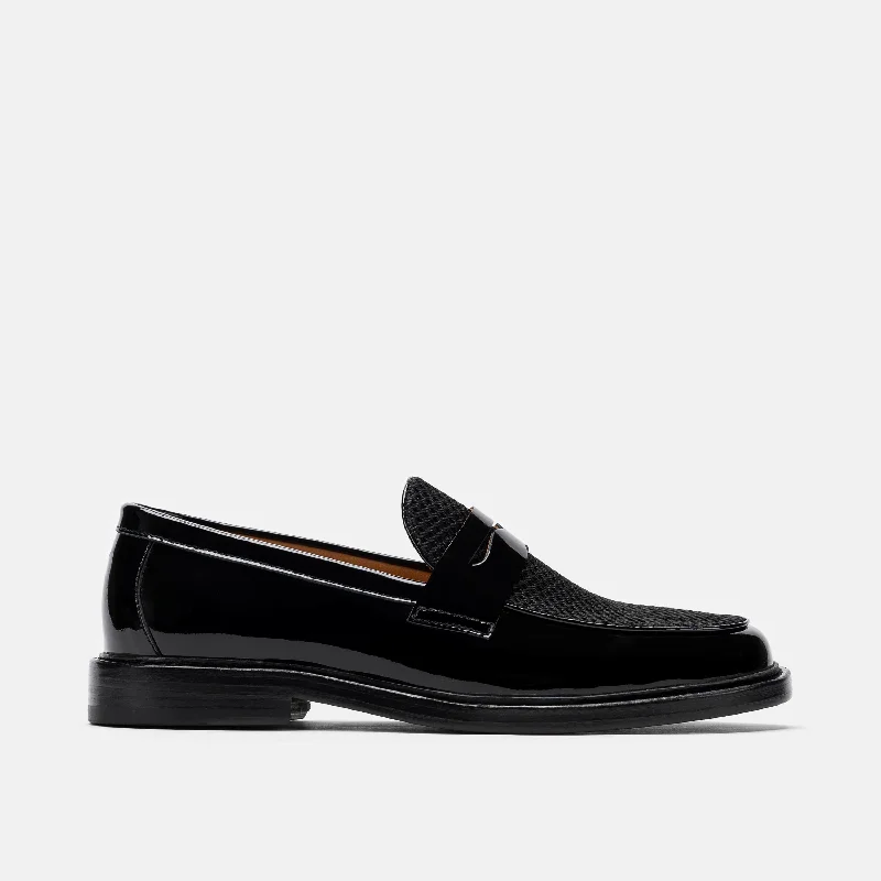 Men's loafers with a low - heeled design Men's loafers in a neutral color like black or brownCalum Black Leather Penny Loafers