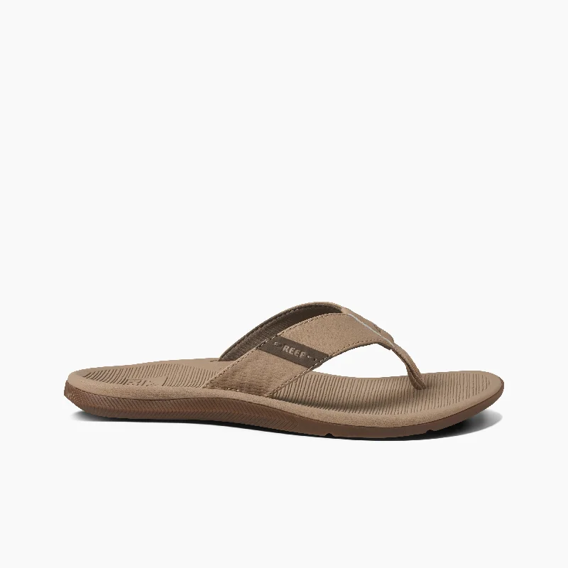 Men's sandals with a shock - absorbing insoleReef Santa Ana