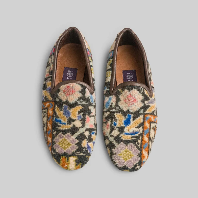 Men's loafers with a leather lining for comfort Slip - on men's loafers for easy wearMen's Kilim Loafer Size 7