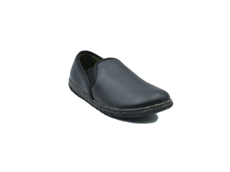 Men's slippers with a padded footbed for all - day comfort FOAM TREADS Conrad