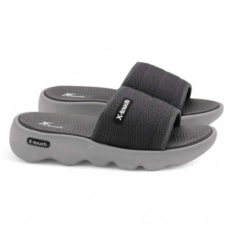 Men's slippers with a stretchy side panel for a better fit Xt2501 men slipper