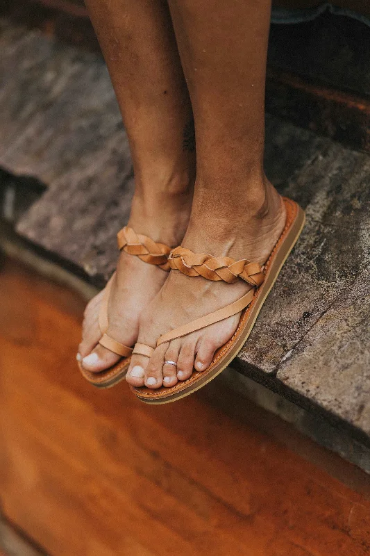 Men's sandals with a buckle closure Men's sandals with a buckle closure Griegas Sandals - Tan Leather