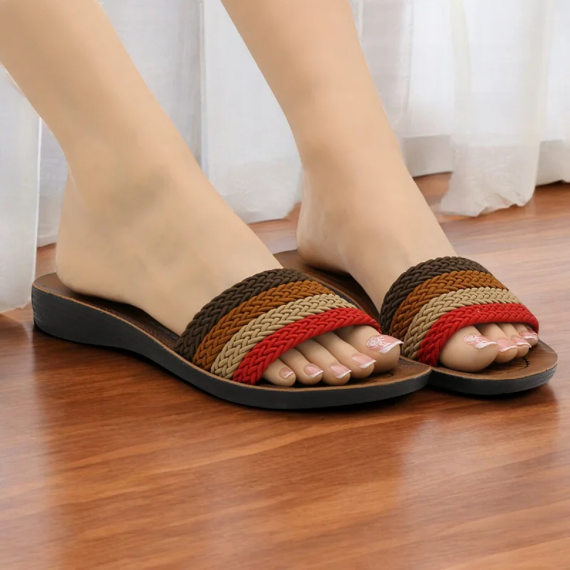 Men's slippers with a padded footbed for all - day comfort Grecek multi slipper