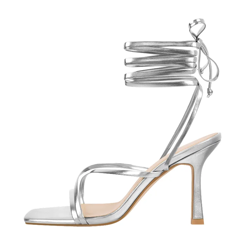 Men's sandals with a contrast stitching detail Men's sandals with a contrast stitching detail Metallic Leather Strap Square Toe High Heel Sandals