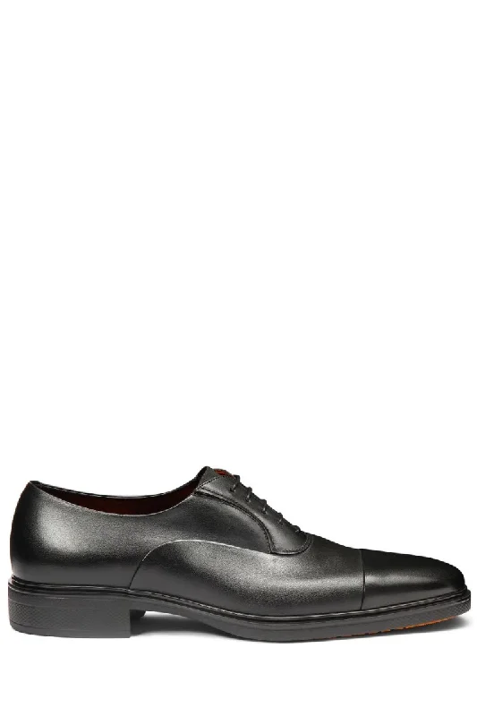 Men's formal shoes with a rubber heel cap for durability Easy Lace-Up Shoe