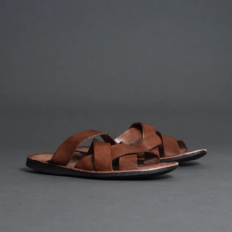 Men's sandals with a buckle closure46620 Brown