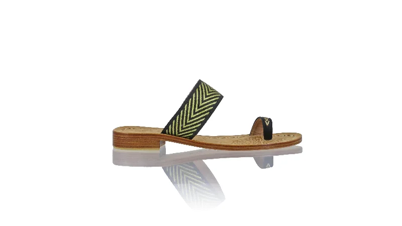 Men's sandals with a flexible sole for easy movementArini 20mm Flat - Black/Gold Arrow Ribbon Men's sandals with a flexible sole for easy movementArini 20mm Flat - Black/Gold Arrow Ribbon