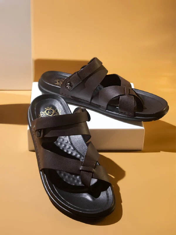 Men's sandals with a padded heelAtesber Casual Flat Buckle Sandal For Men