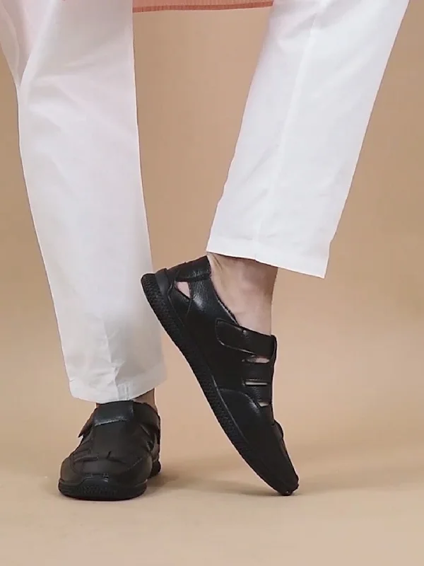 Men's sandals with a perforated leather upper for ventilationMen Black Casual Hook & Loop Sandals Men's sandals with a perforated leather upper for ventilationMen Black Casual Hook & Loop Sandals