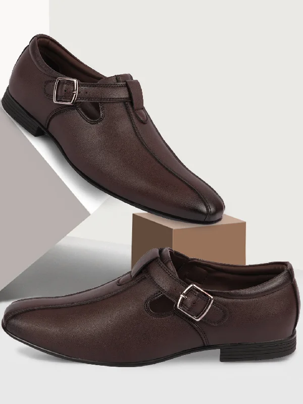 Men's sandals with a cushioned footbedMen Brown Side Open Shoe Style Sandal with Buckle Strap Men's sandals with a cushioned footbedMen Brown Side Open Shoe Style Sandal with Buckle Strap